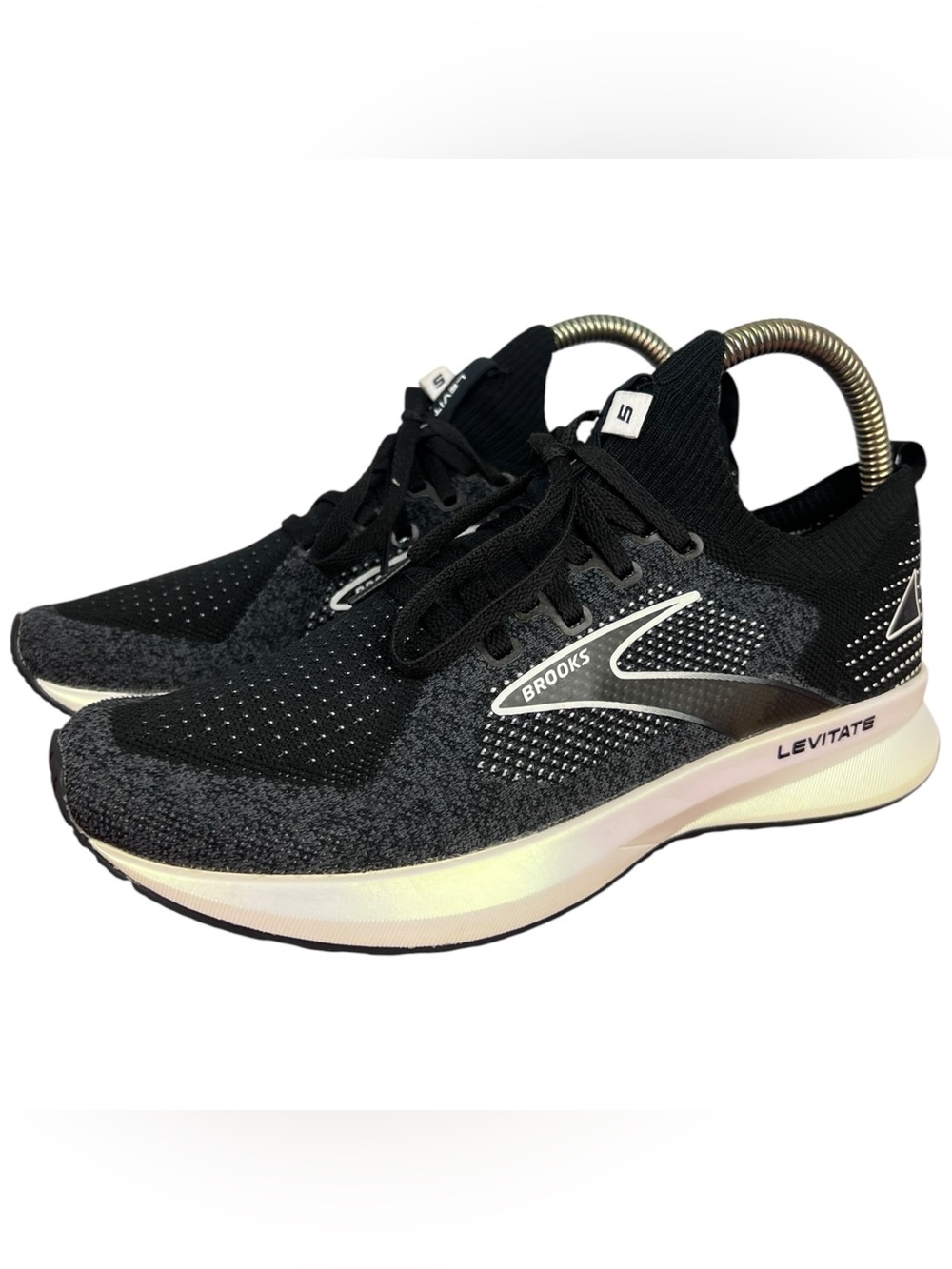 Brooks Levitate StealthFit 5 Womens Running Shoes Black Grey US Size 8